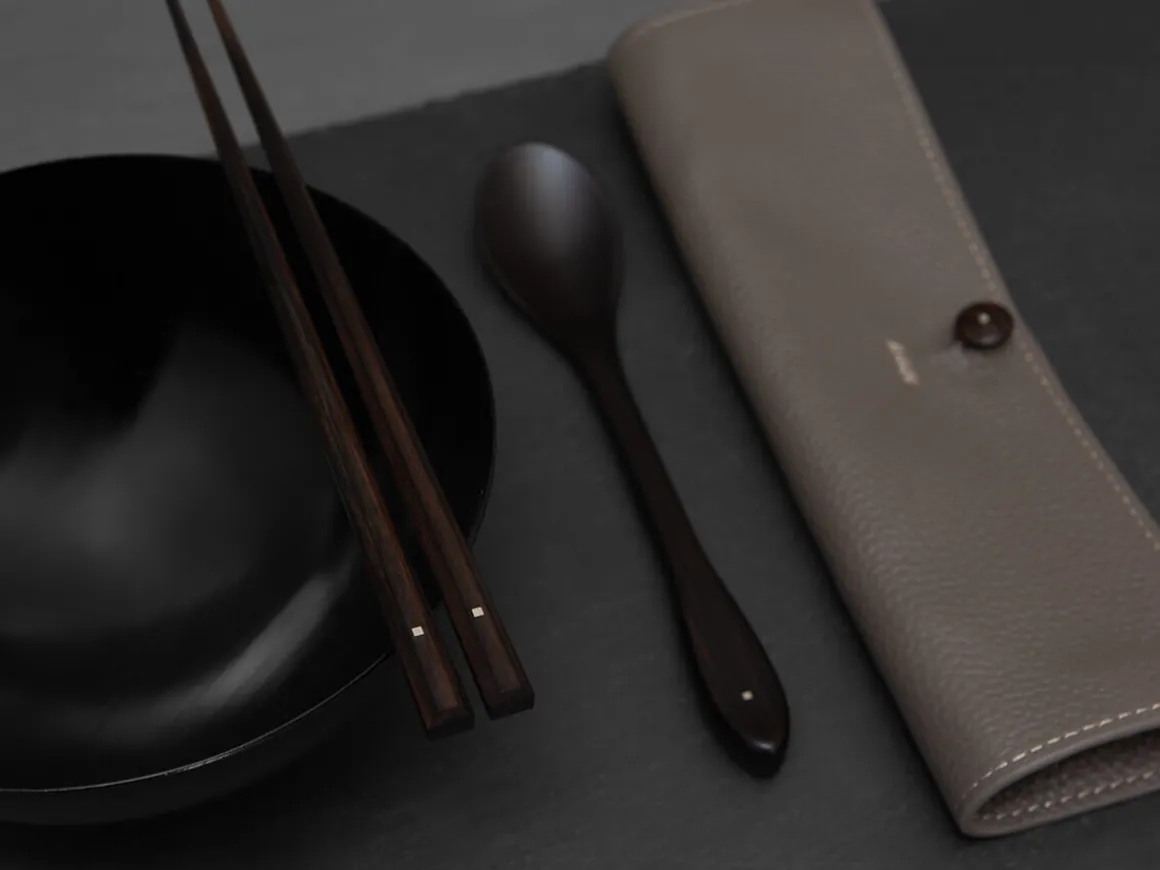 ORYOKI Essstäbchen|Oryoki*Besteck Set mit Essstäbchen, Löffel und Leder-Tasche