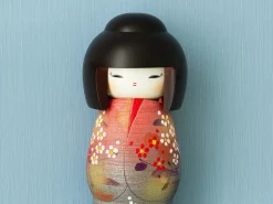 ORYOKI Kokeshi*Kokeshi: Holzfigur Doshin