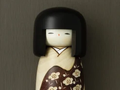 ORYOKI Kokeshi*Kokeshi: Holzfigur Sachi