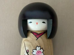 ORYOKI Kokeshi*Kokeshi: Holzpuppe Sakura